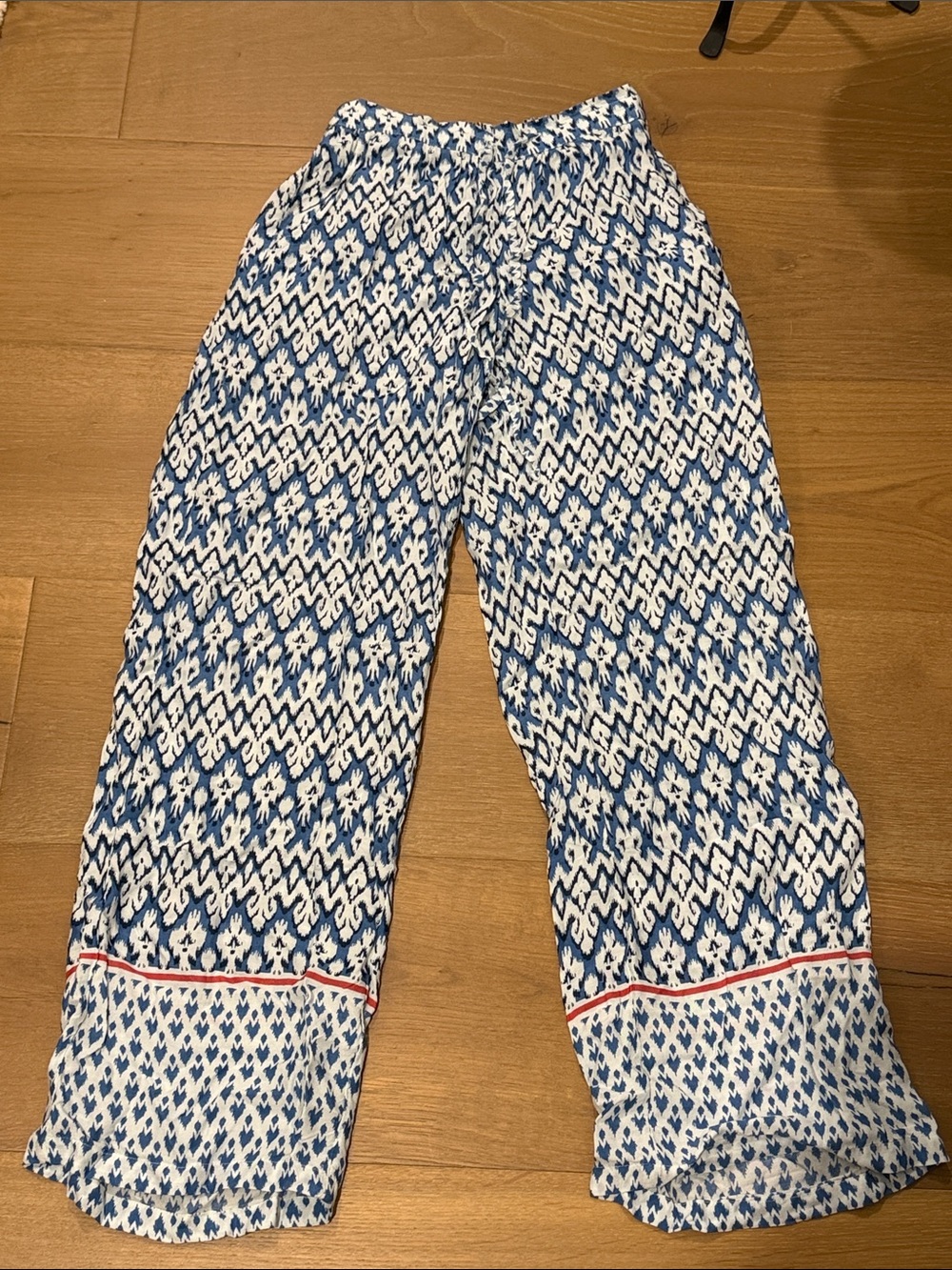 beachlunchlounge Blue and White Wide Leg Printed Pants